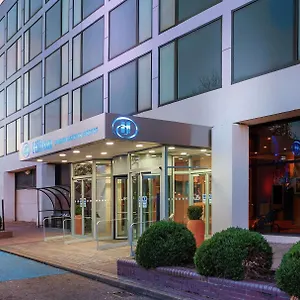 **** Hotell Hilton London Gatwick Airport Storbritannien