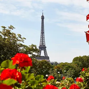 ***** Hotell Plaza Athenee - Dorchester Collection Frankrike