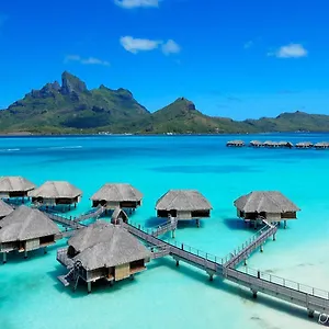 ***** Semesteranläggning (resort) Four Seasons Franska Polynesien